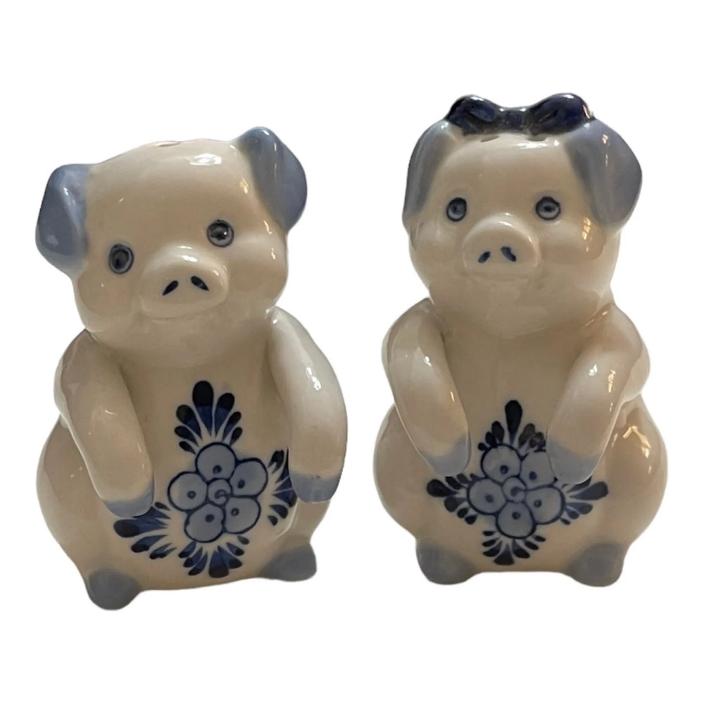 Delft Blue Pigs Salt & Pepper Shakers & Holder Pig Figure Aruba Collectible Set - Picture 16 of 16